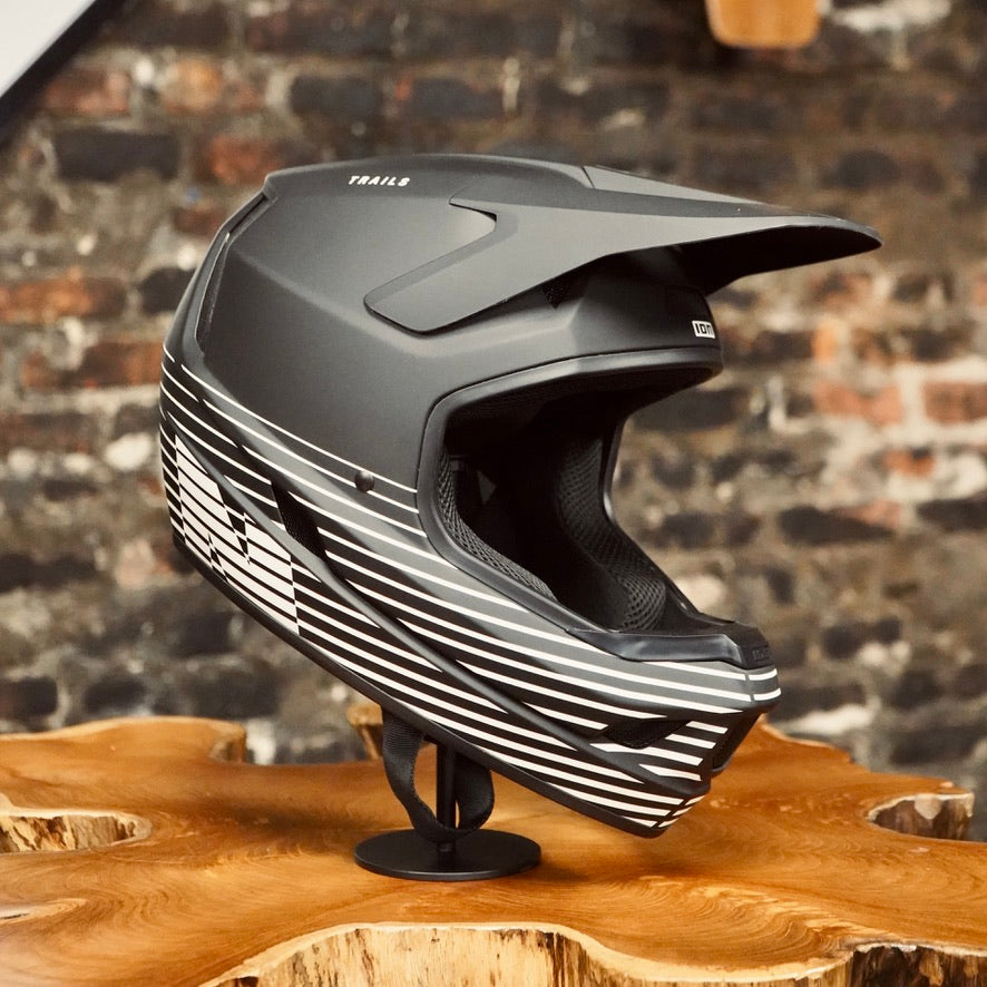 Scrub Amp Full Face Helmet