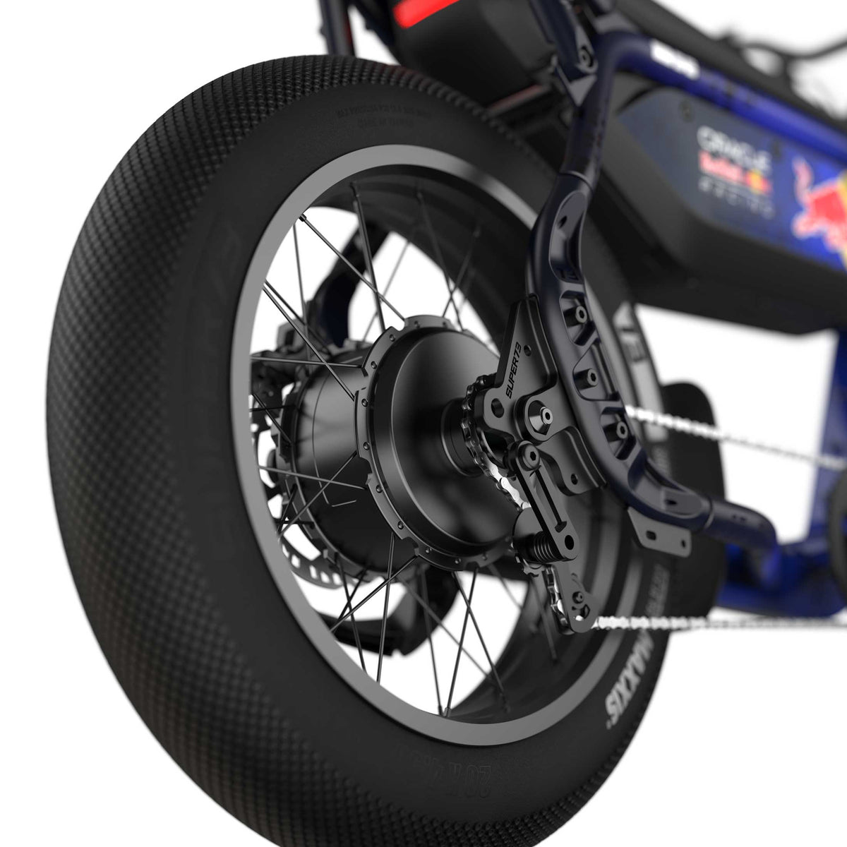 Rear tire and motor, M1D SE Nightfall Blue