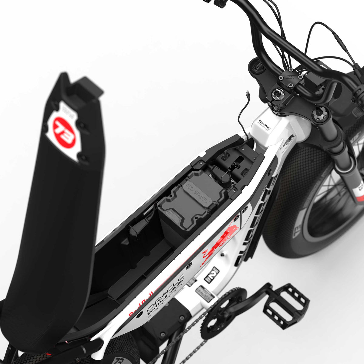 Open battery and storage compartment, M1D SE Suzuka White