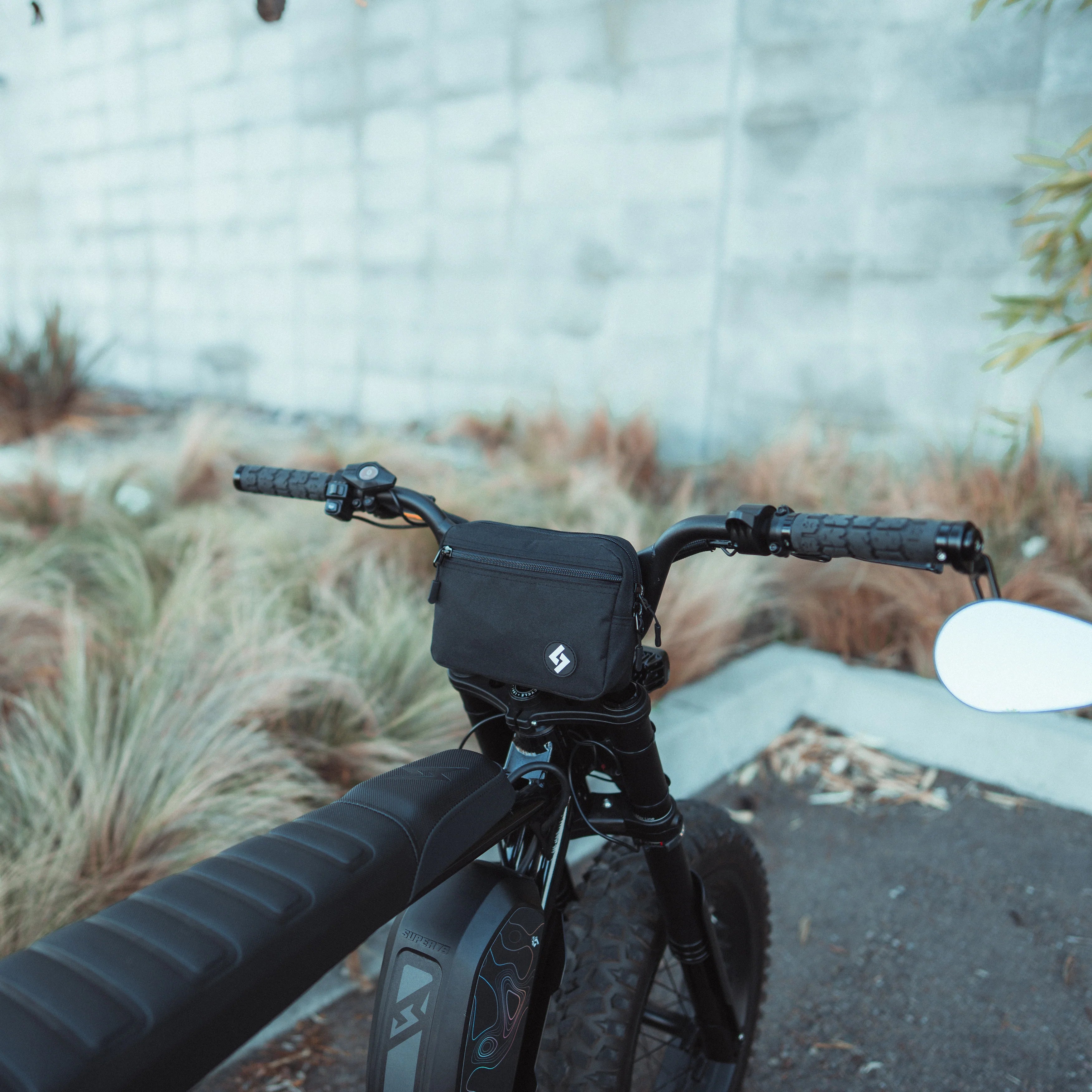 Loomenade Adventure Storage Pouch